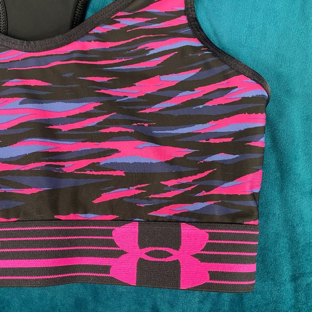 Under Armour Mid Impact Printed Sports Bra - Picture 2 of 7